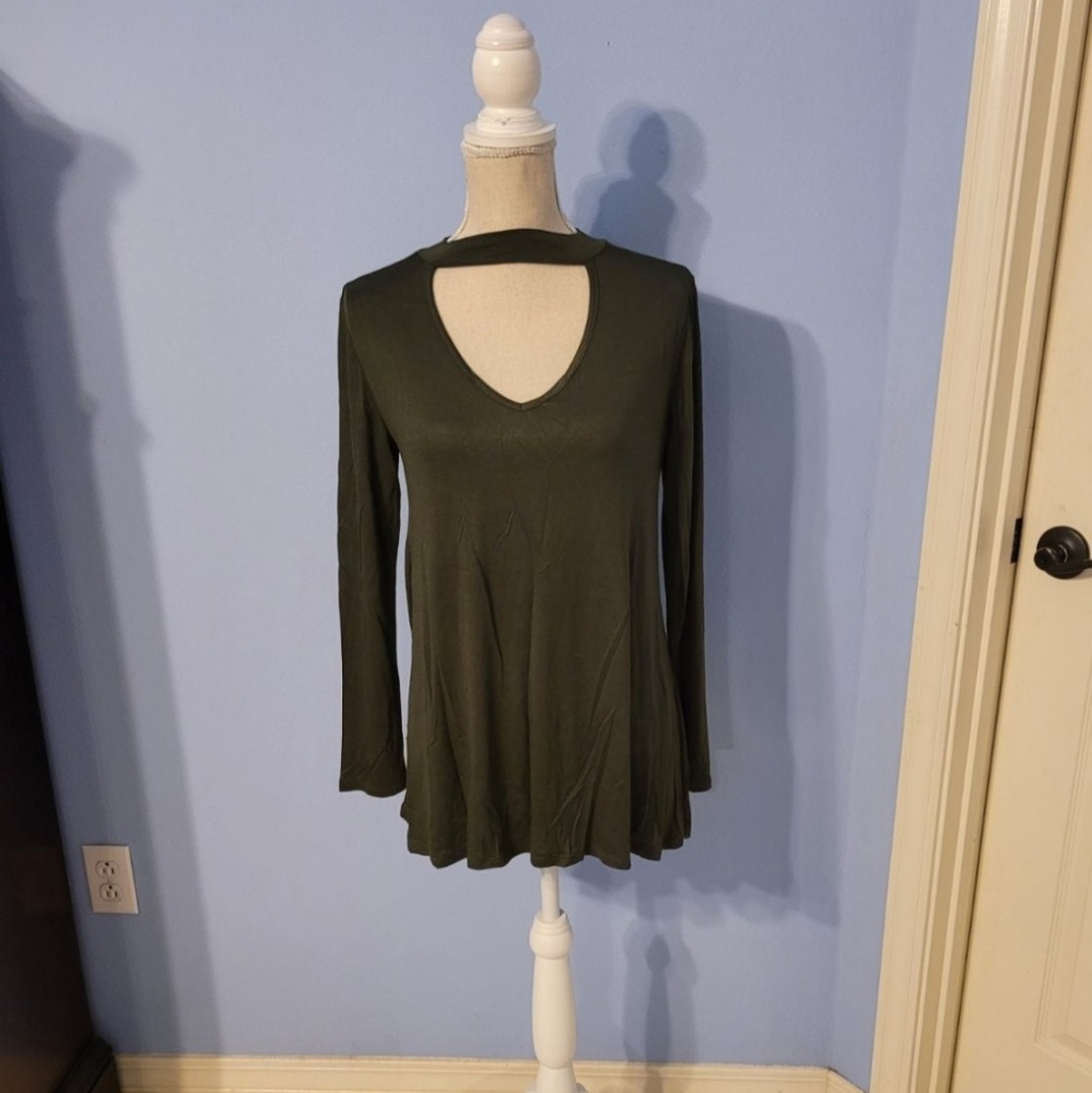 Brenda's USA Small Womens Blouse